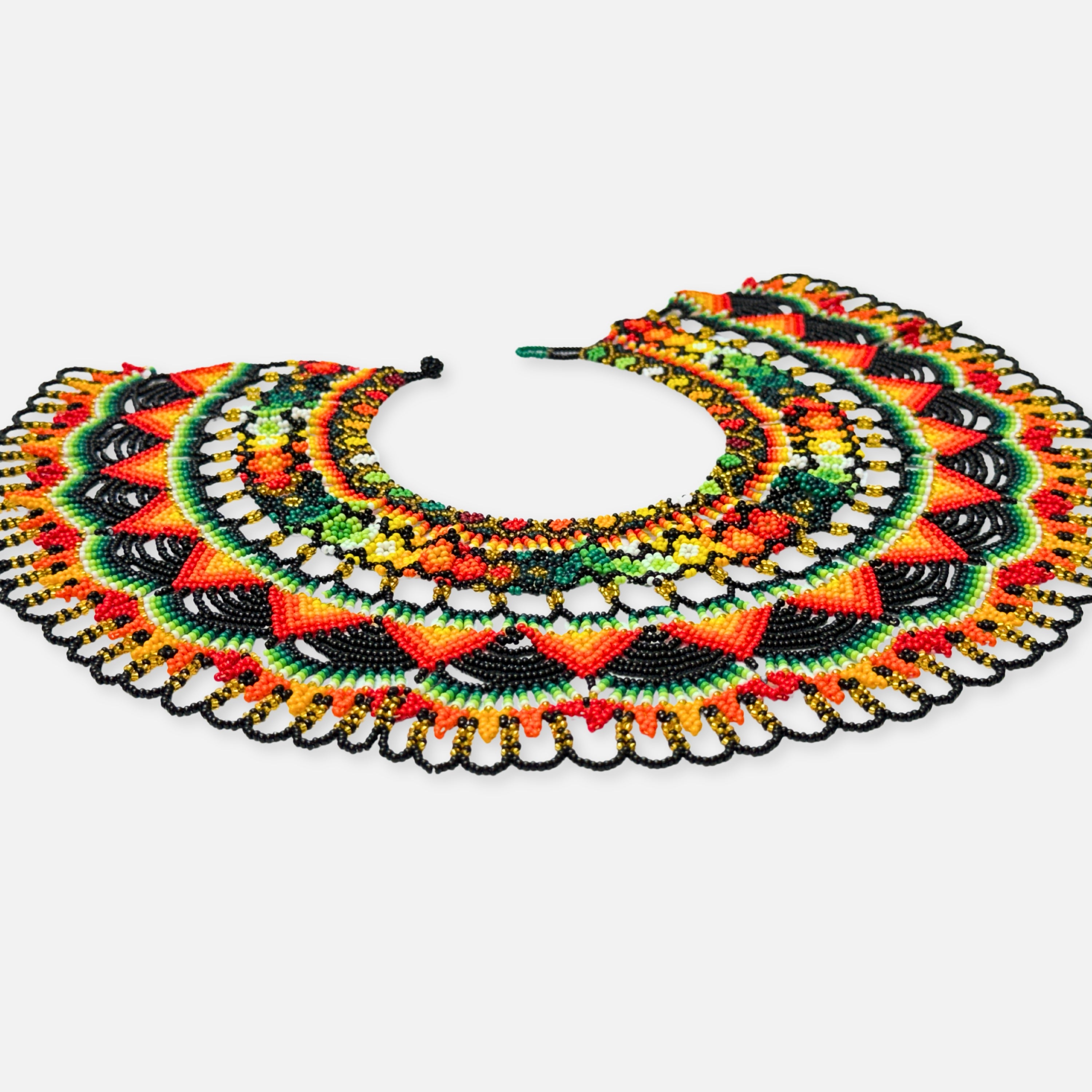 Collar Ancestral Corona Solar